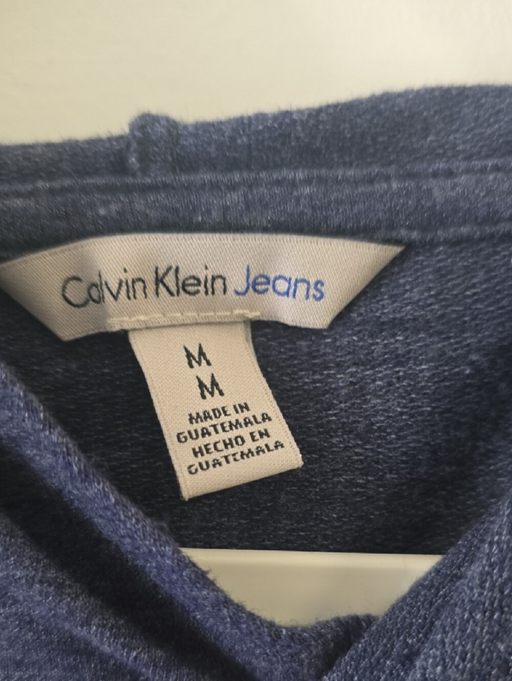 Calvin Klein Jeans Womens Crop Hoodie High Low Blue Heather CK Logo Size Medium - Picture 2 of 3